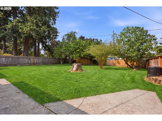 215 Ne 167TH Pl, Portland, OR 97230