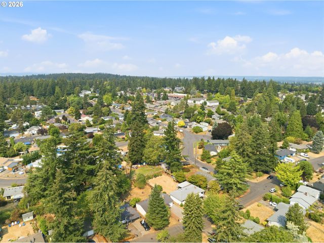 215 Ne 167TH Pl, Portland, OR 97230