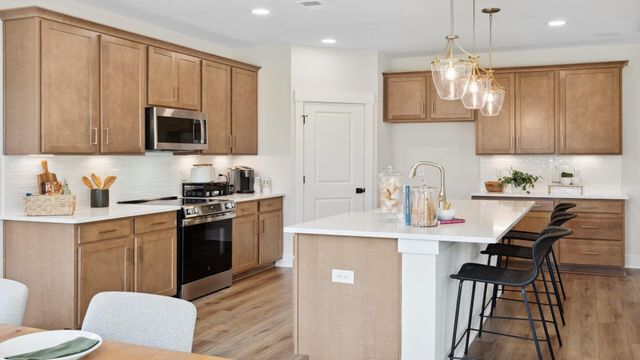 481 Cadbury Loop, Summerville, SC 29486