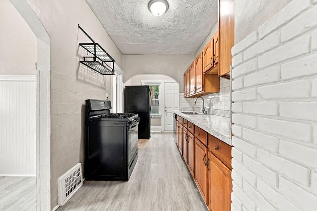 3366 Williams Street, Wayne, MI 48184