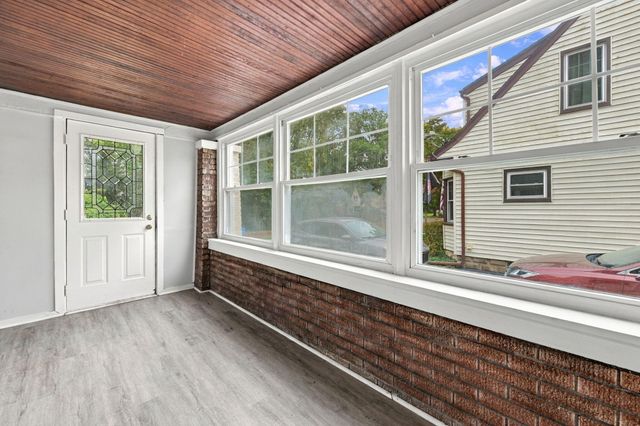 3366 Williams Street, Wayne, MI 48184