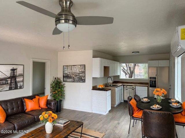 240 E Delano Street, Tucson, AZ 85705