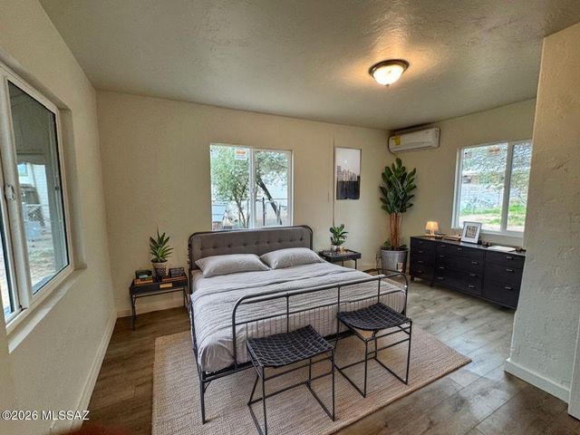 240 E Delano Street, Tucson, AZ 85705