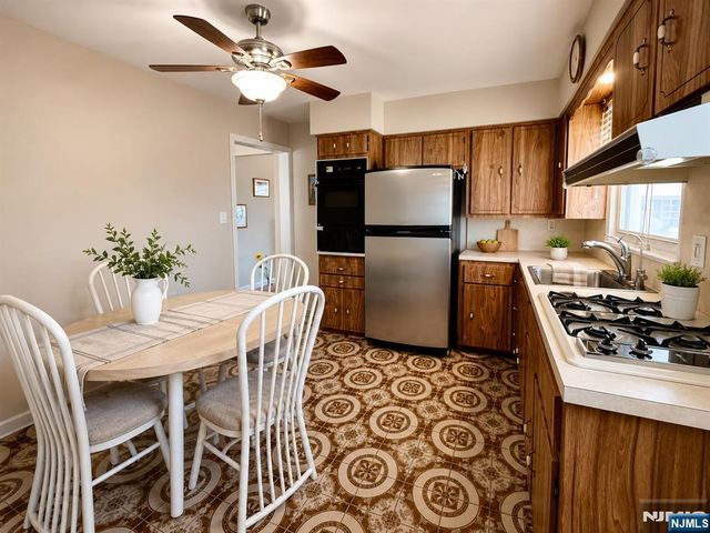 15 Ford Street, Lodi, NJ 07644
