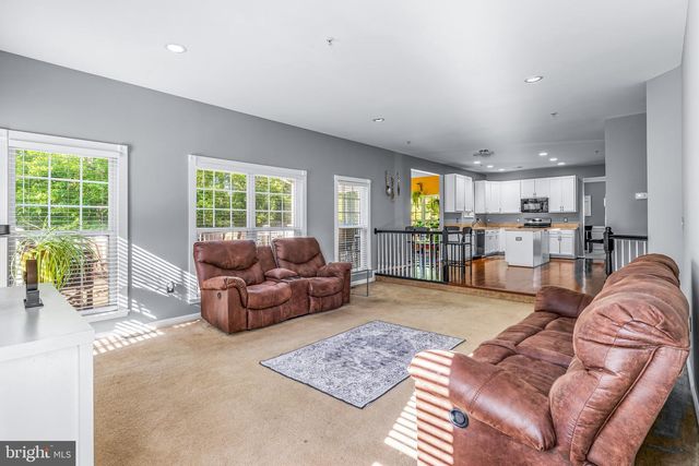 12206 HILLANTRAE DR, Clinton, MD 20735