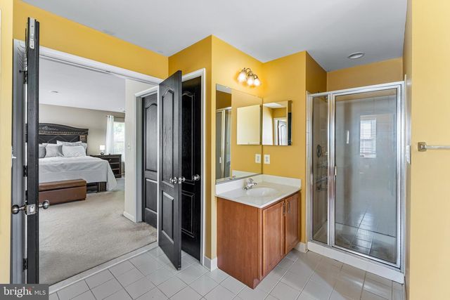 12206 HILLANTRAE DR, Clinton, MD 20735