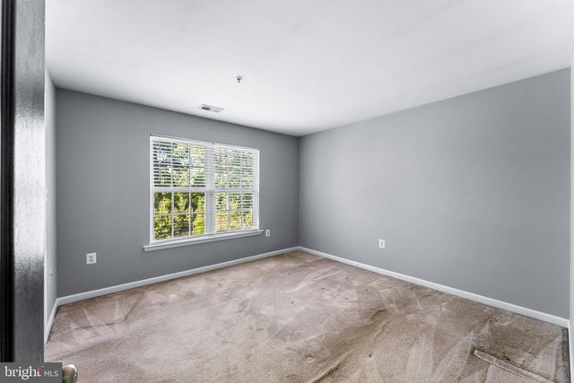 12206 HILLANTRAE DR, Clinton, MD 20735