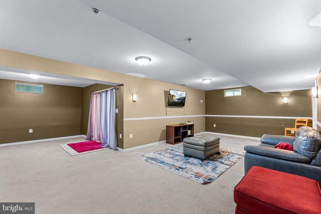 12206 HILLANTRAE DR, Clinton, MD 20735