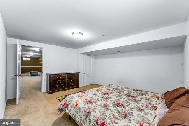 12206 HILLANTRAE DR, Clinton, MD 20735