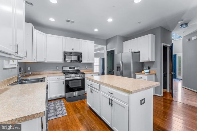 12206 HILLANTRAE DR, Clinton, MD 20735