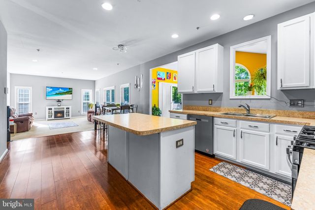 12206 HILLANTRAE DR, Clinton, MD 20735