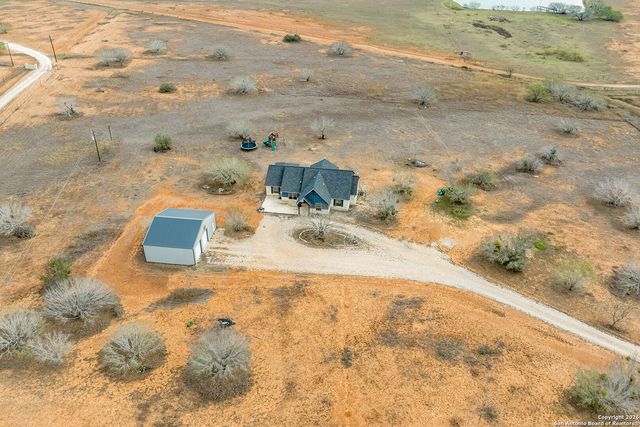 8400 West FM 140, Charlotte, TX 78011