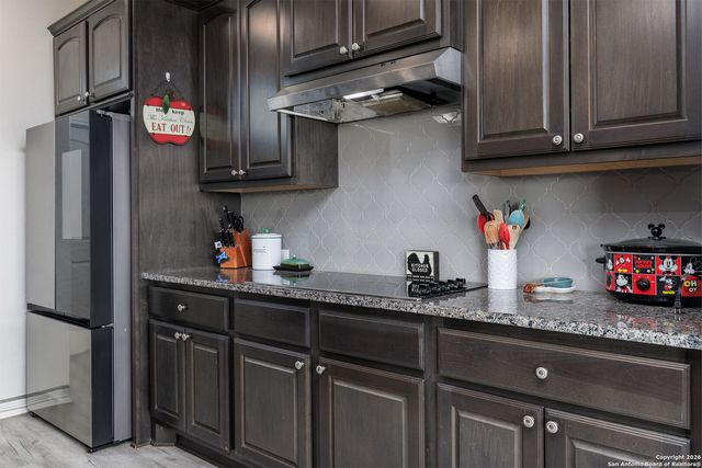 8400 West FM 140, Charlotte, TX 78011