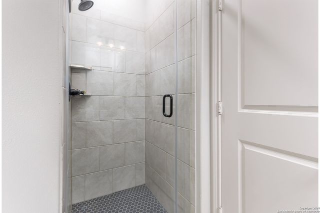 8400 West FM 140, Charlotte, TX 78011