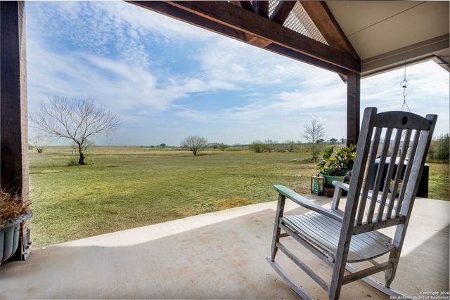 8400 West FM 140, Charlotte, TX 78011