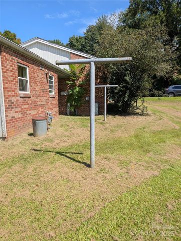 65 Eastview Avenue, Asheville, NC 28803