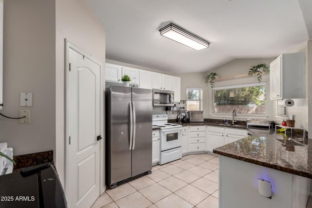 1811 S 39TH Street 73, Mesa, AZ 85206