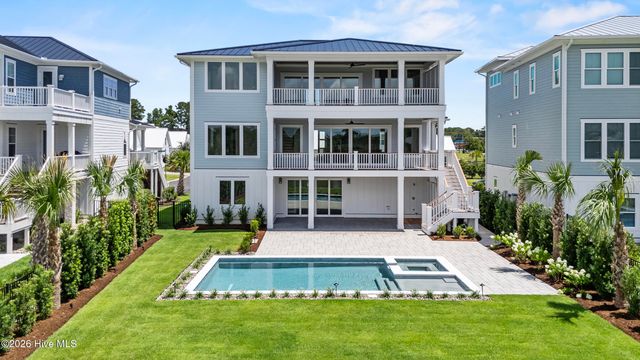 804 Waterstone Drive, Wilmington, NC 28411