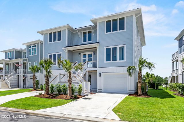 804 Waterstone Drive, Wilmington, NC 28411