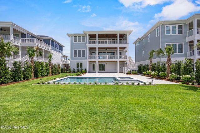 804 Waterstone Drive, Wilmington, NC 28411