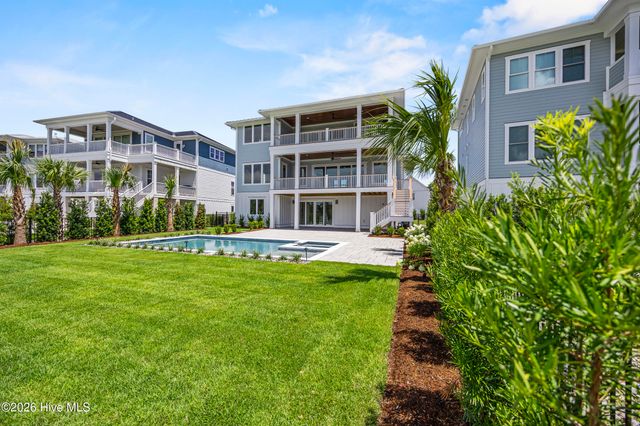 804 Waterstone Drive, Wilmington, NC 28411
