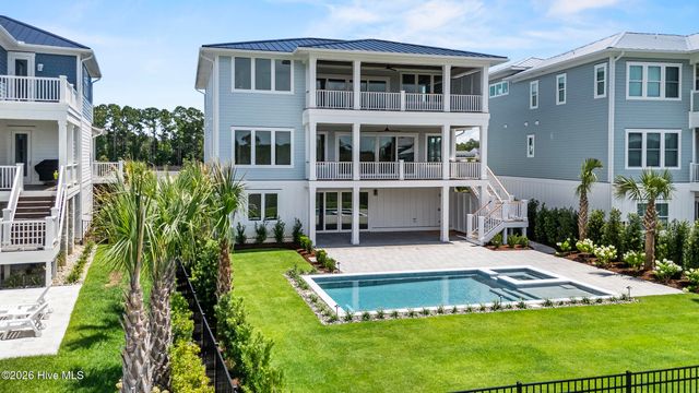 804 Waterstone Drive, Wilmington, NC 28411