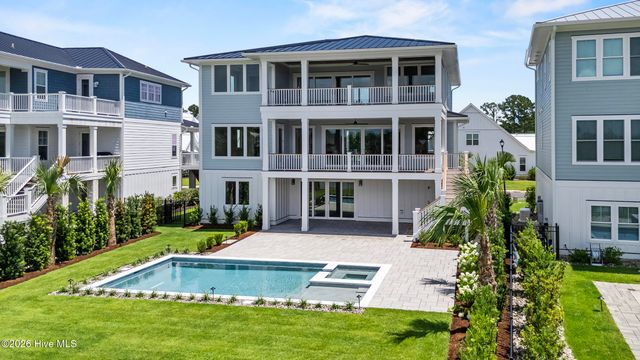 804 Waterstone Drive, Wilmington, NC 28411