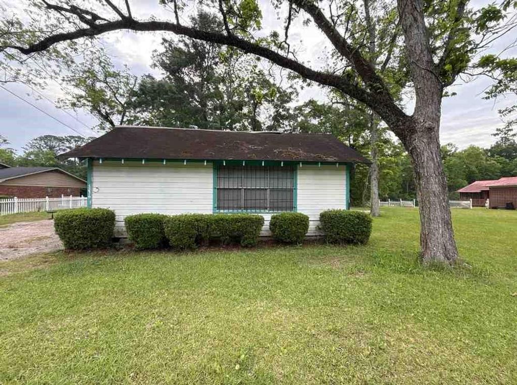 4236 Everett Road, Eight Mile, AL 36613