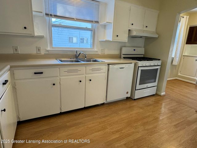 3437 Harold Street, Lansing, MI 48910