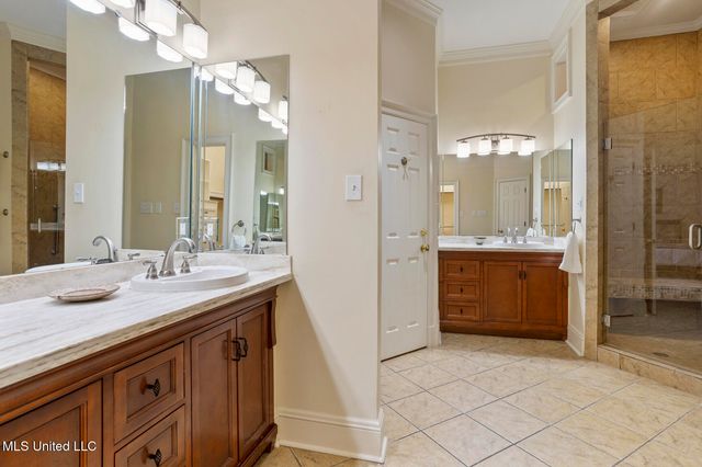 1038 Whitsett Walk, Jackson, MS 39206