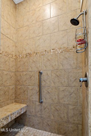 1038 Whitsett Walk, Jackson, MS 39206