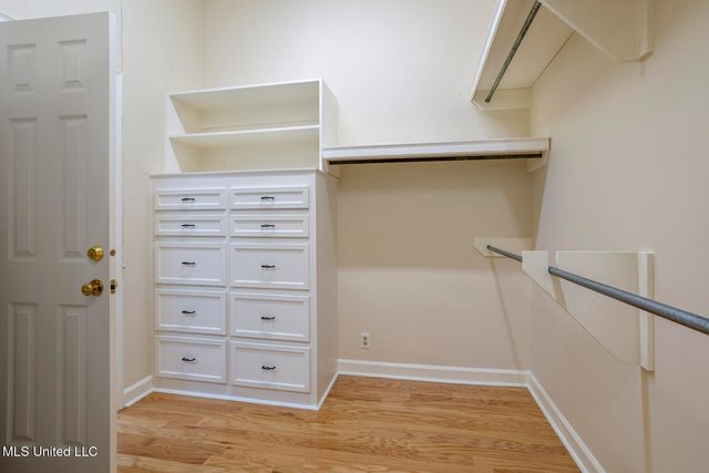 1038 Whitsett Walk, Jackson, MS 39206