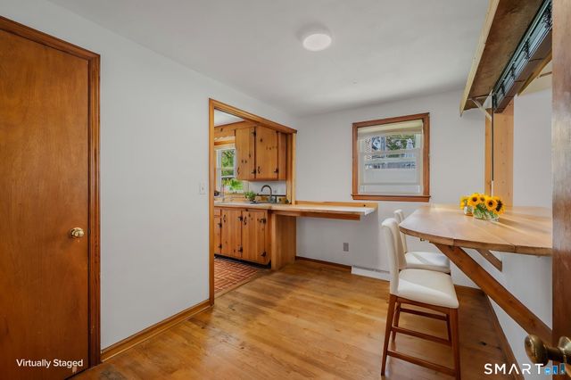 20 Sander Street, New London, CT 06320