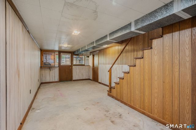 20 Sander Street, New London, CT 06320