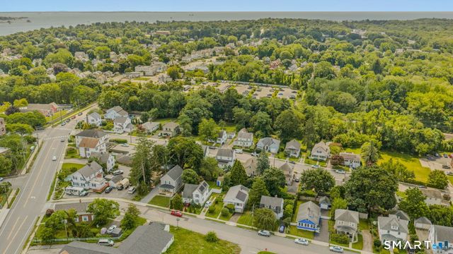 20 Sander Street, New London, CT 06320