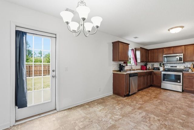 1834 Wiregrass Way, Hinesville, GA 31313