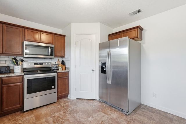 1834 Wiregrass Way, Hinesville, GA 31313
