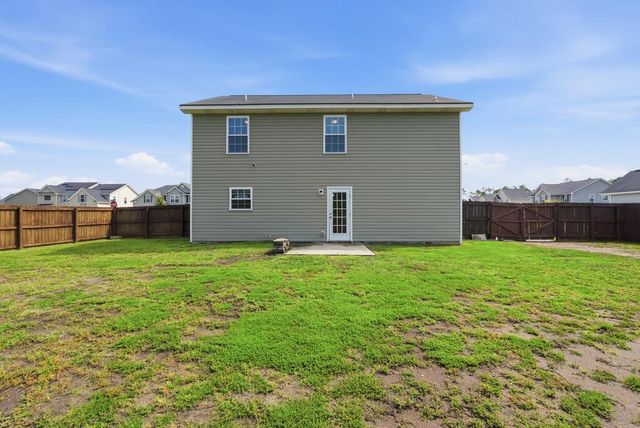 1834 Wiregrass Way, Hinesville, GA 31313