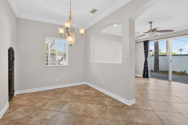 4040 Murano Bay Drive, Boynton Beach, FL 33435