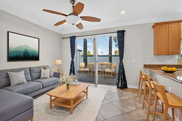 4040 Murano Bay Drive, Boynton Beach, FL 33435