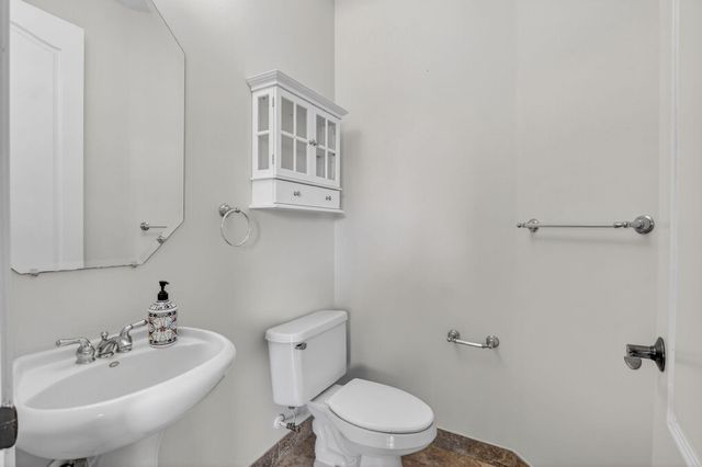 4040 Murano Bay Drive, Boynton Beach, FL 33435