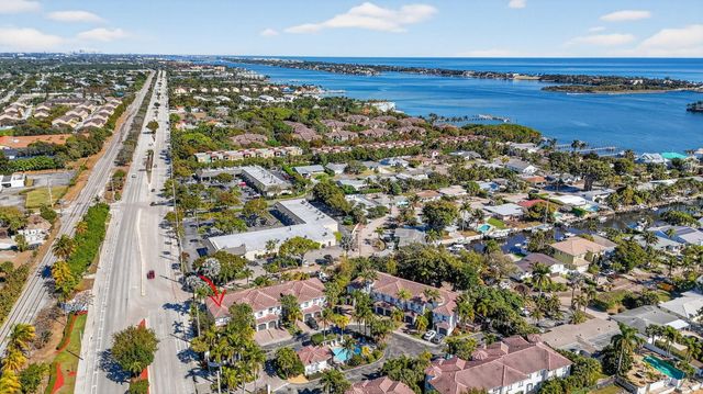 4040 Murano Bay Drive, Boynton Beach, FL 33435