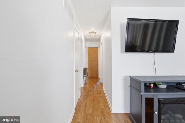 11 N MAPLE AVE, Ridgely, MD 21660