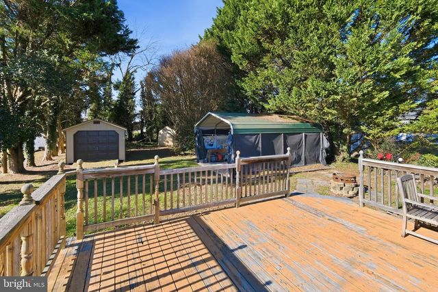 11 N MAPLE AVE, Ridgely, MD 21660