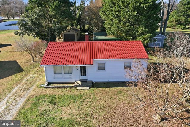 11 N MAPLE AVE, Ridgely, MD 21660