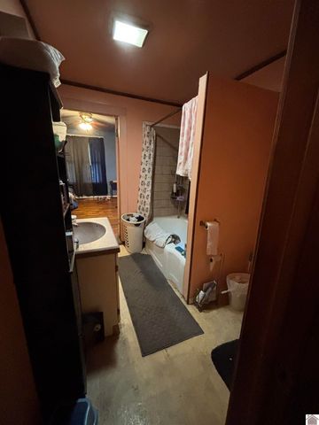 2607 Ohio 22, Pt 24, Paducah, KY 42003