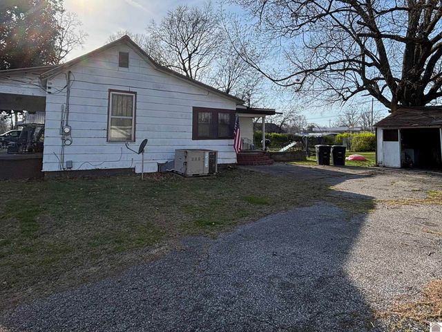 2607 Ohio 22, Pt 24, Paducah, KY 42003