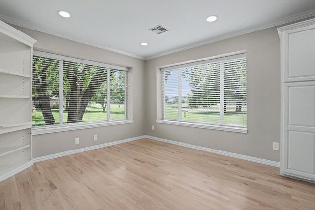 412 N Forest Ridge Boulevard, Broken Arrow, OK 74014