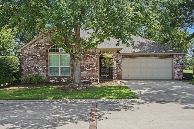 412 N Forest Ridge Boulevard, Broken Arrow, OK 74014