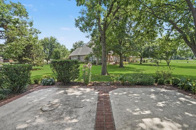 412 N Forest Ridge Boulevard, Broken Arrow, OK 74014